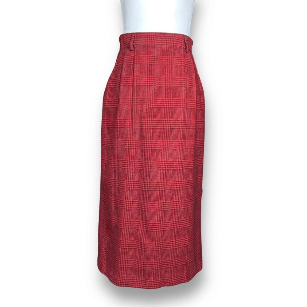 Vintage Woolrich Red Burgundy Plaid High Waisted Wool Skirt Size 6 USA Made